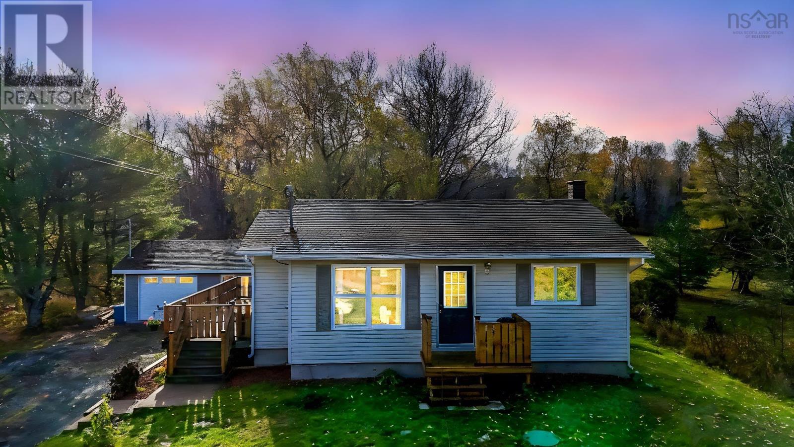 112 Dutch Settlement Rd, Lantz, NS B2S 2B9