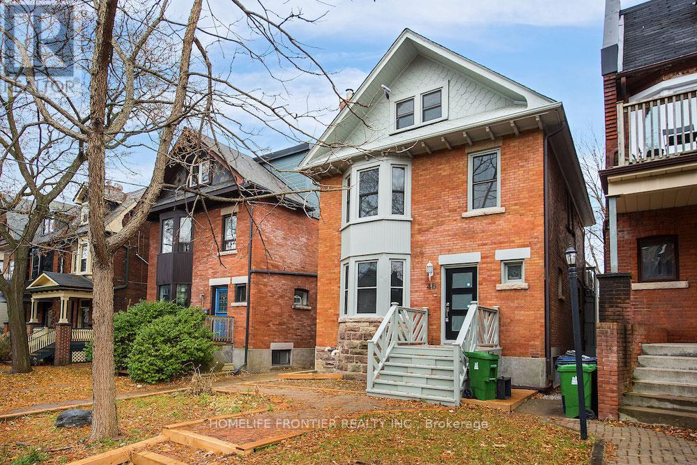 46 Cowan Ave, Toronto, ON M6K 2N4