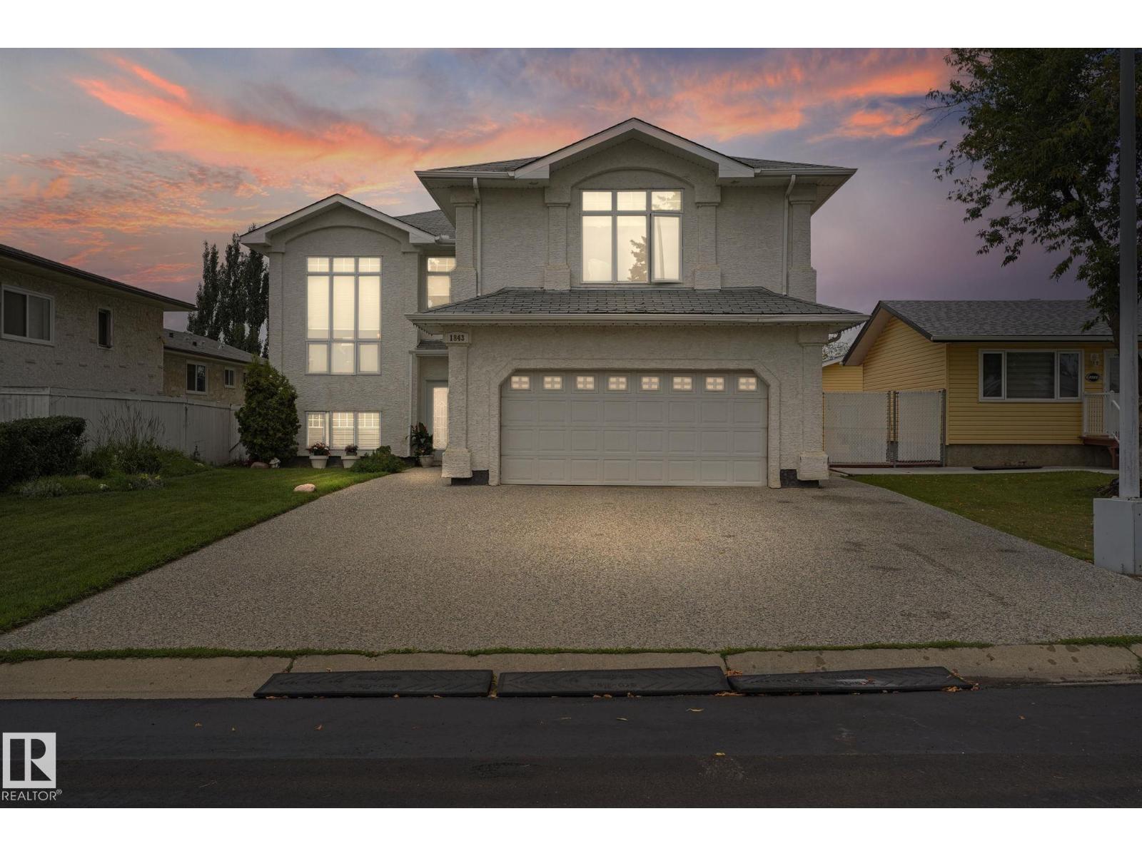 45 St Nw Unit 1843, Edmonton, AB T6L 2S6