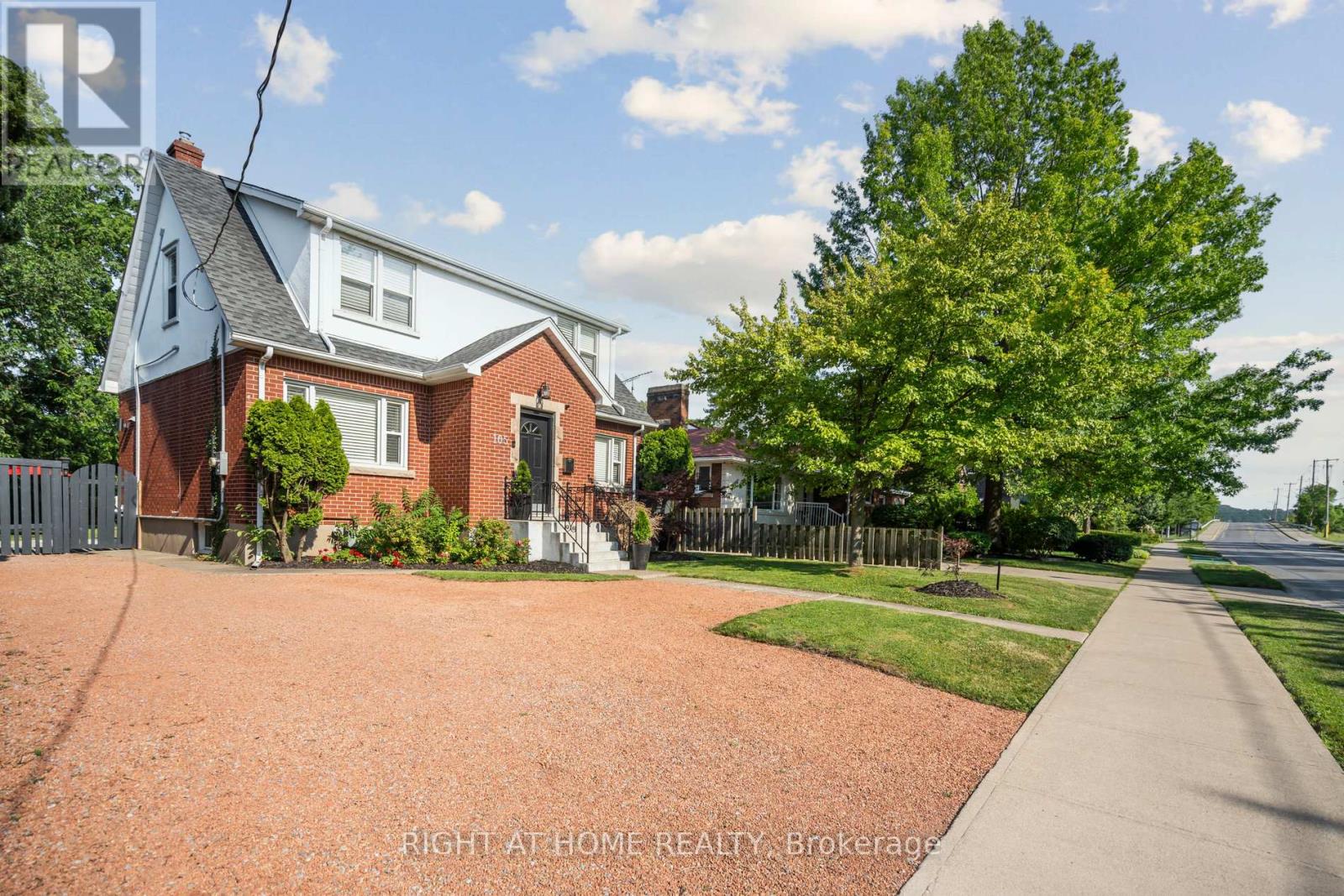 105 Glenridge Ave, St. Catharines, ON L2R 4X5