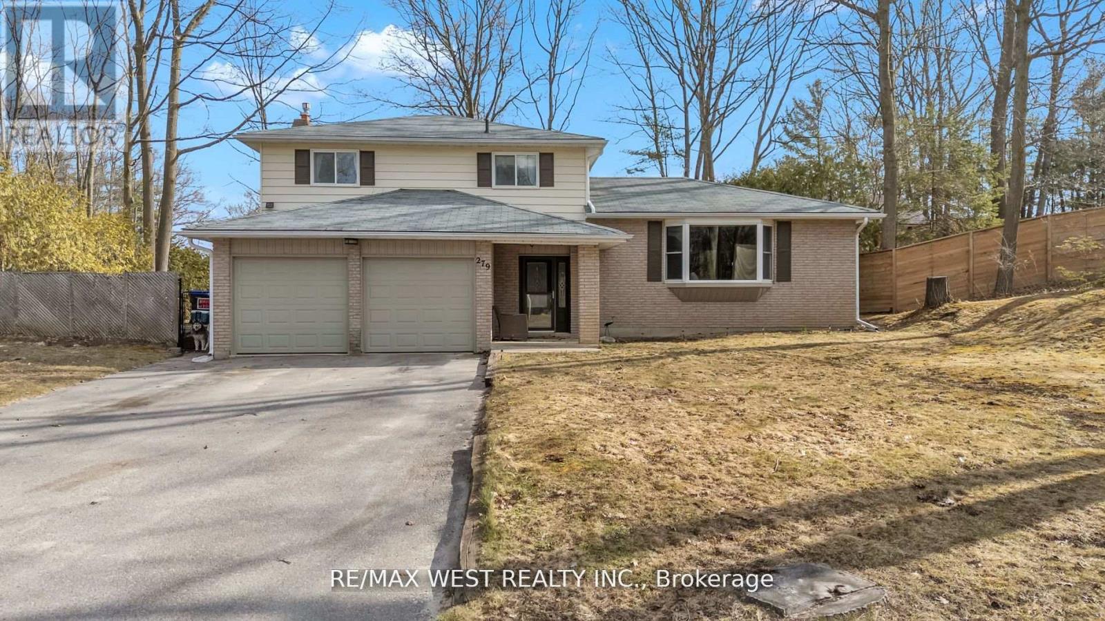 279 Sunnidale Rd, Wasaga Beach, ON L9Z 2T4