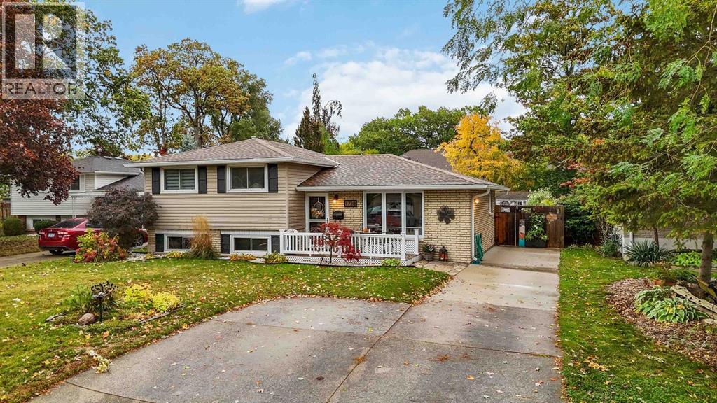 1728 Dell Ave, Sarnia, ON N7S 3R6