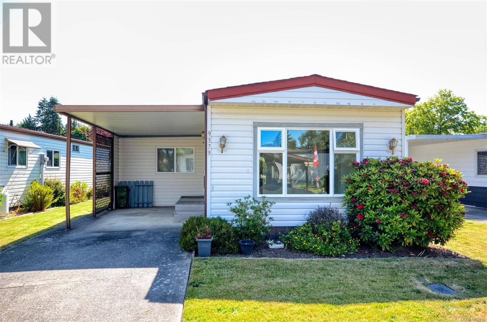 9379 Brookwood Dr, Sidney, BC V8L 4H1