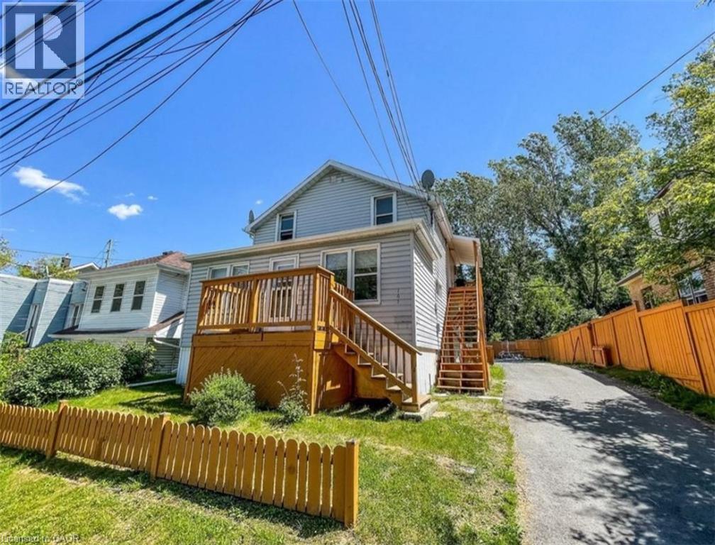 163 Kathleen St, Sudbury, ON P3C 2L7