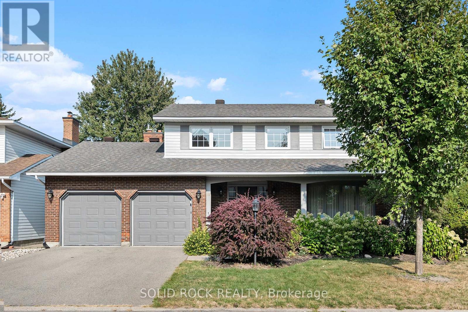 18 Falk Ave, Ottawa, ON K2J 1L1