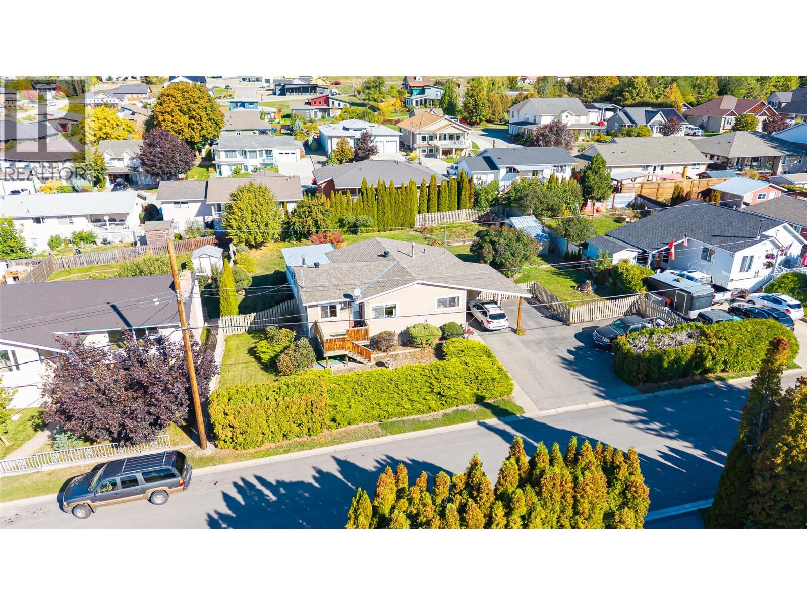 1832 Hurl St, Creston, BC V0B 1G5