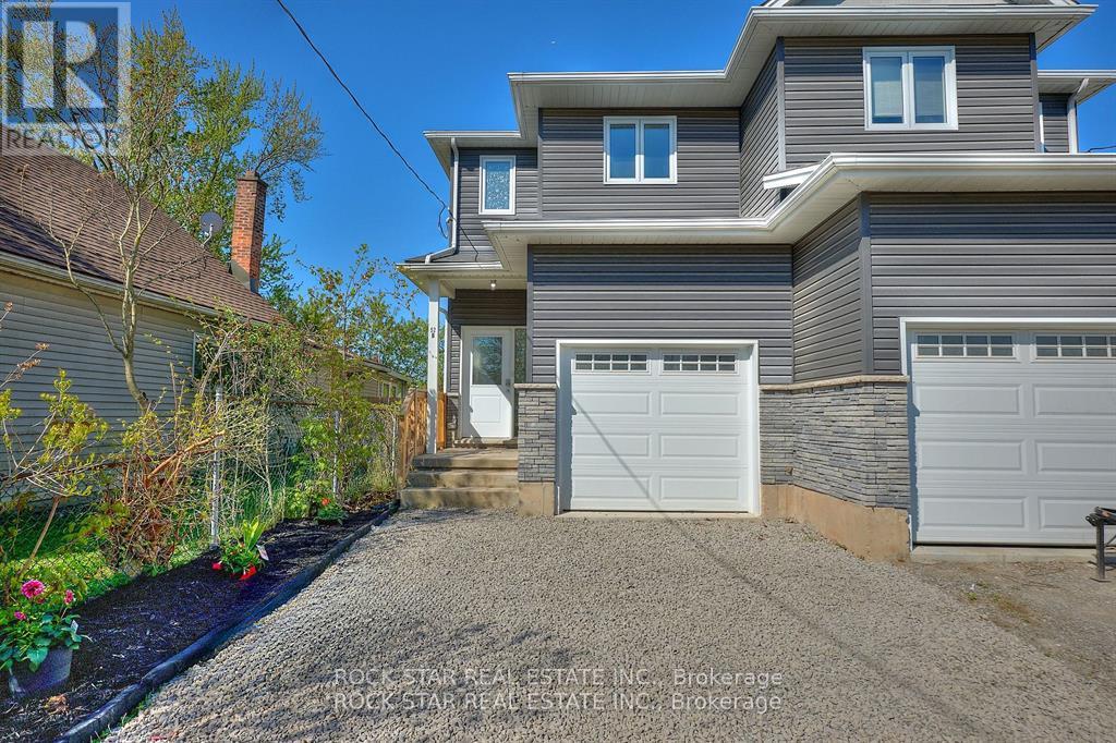 52 Merigold St #b, St. Catharines, ON L2S 2N5