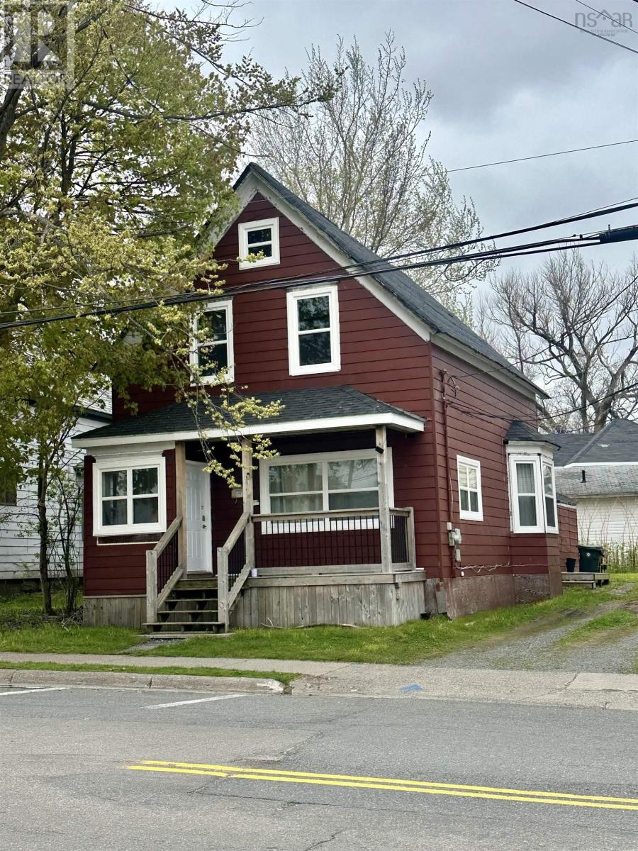 177 Dorchester St, Sydney, NS B1P 5Z5