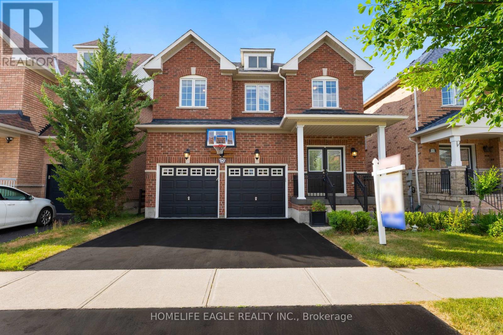90 Barnwood Dr, Richmond Hill, ON L4E 5A2