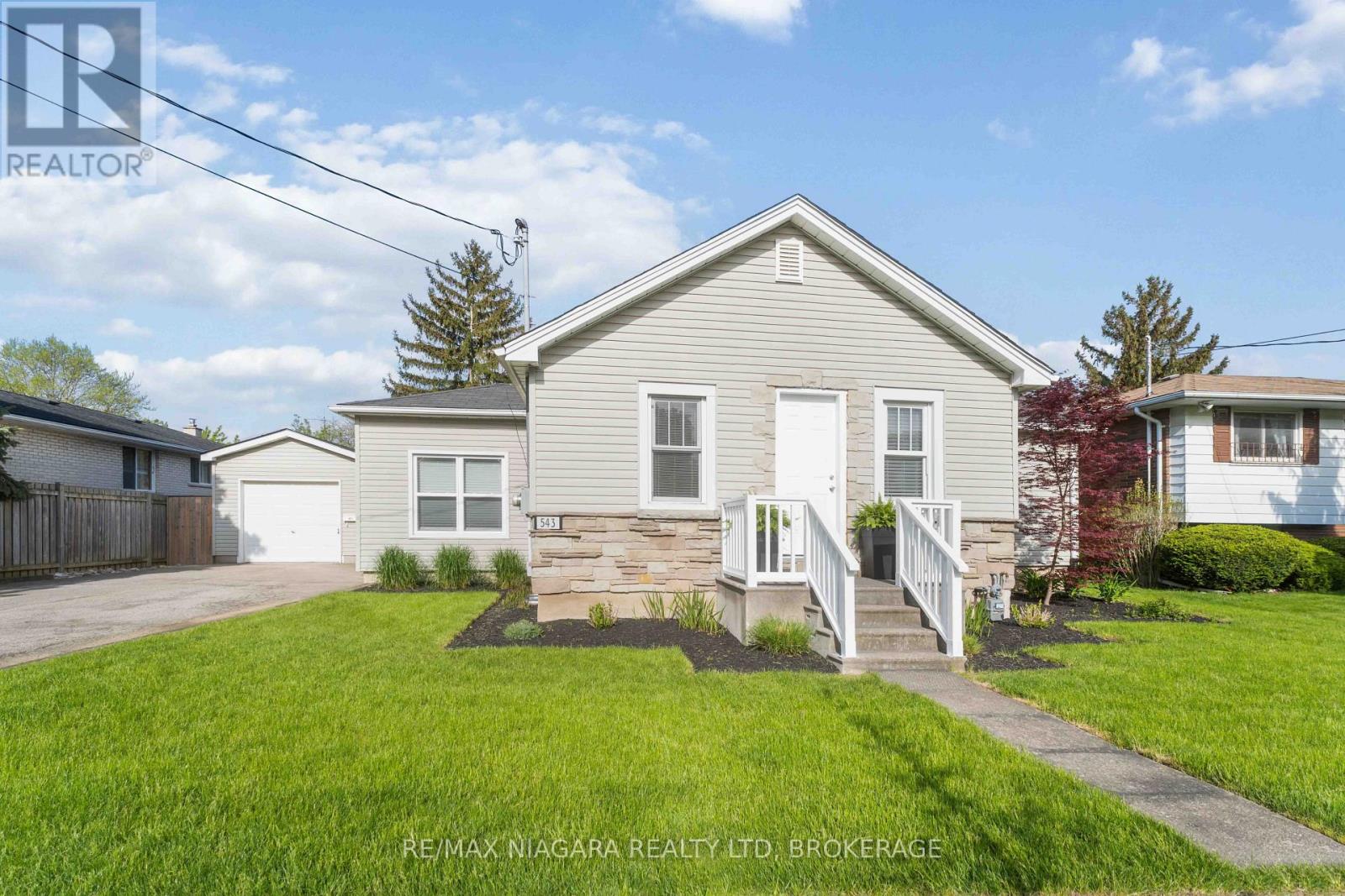 543 Vine St, St. Catharines, ON L2M 3T5