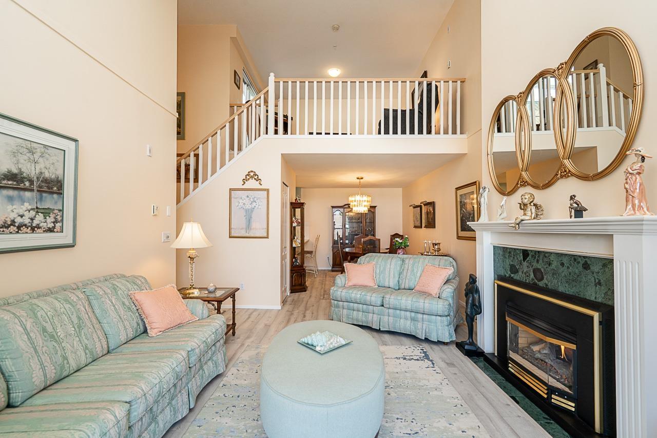 13911 70 Avenue Unit 316, Surrey, BC V3W 6B4