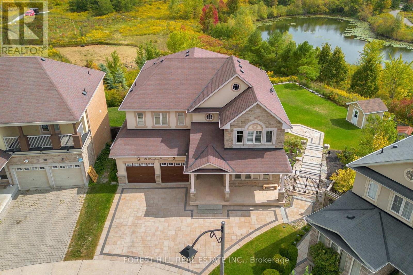 21 Farmhouse Cres, Richmond Hill, ON L4E 3M3
