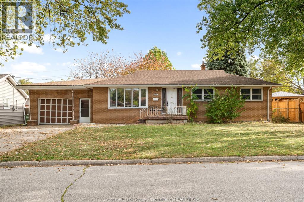 3010 Byng Rd, Windsor, ON N8W 3G7