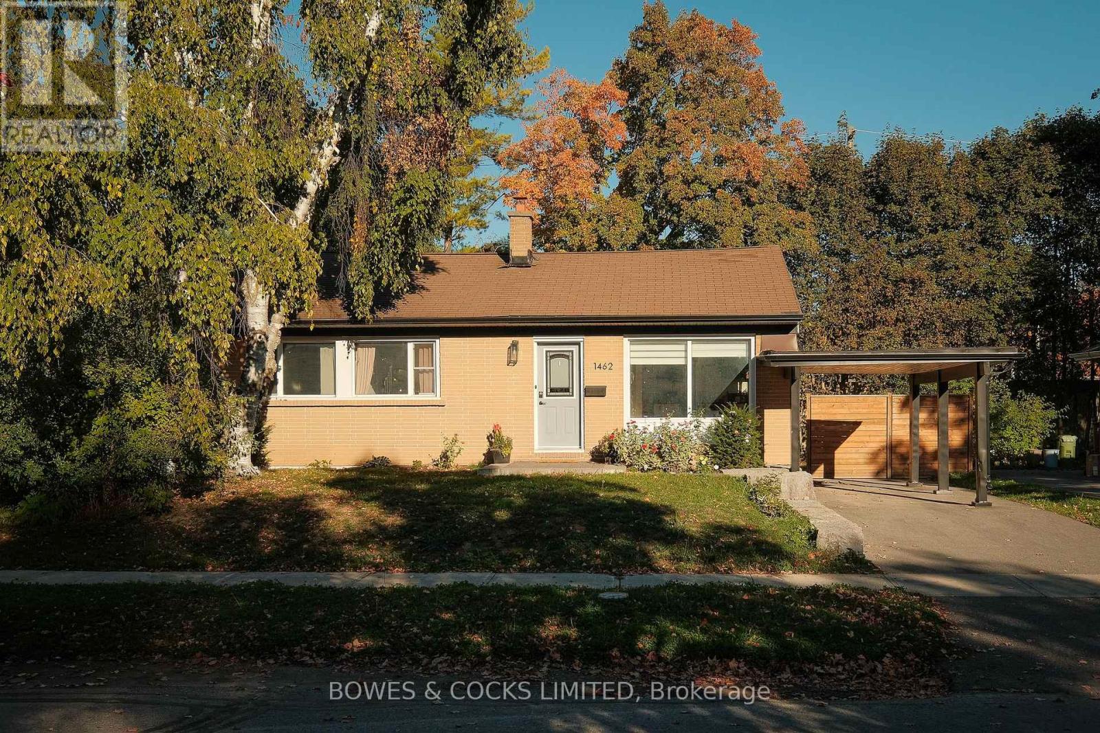 1462 Westbrook Dr Ward 2 Dr, Peterborough, ON K9J 6R4