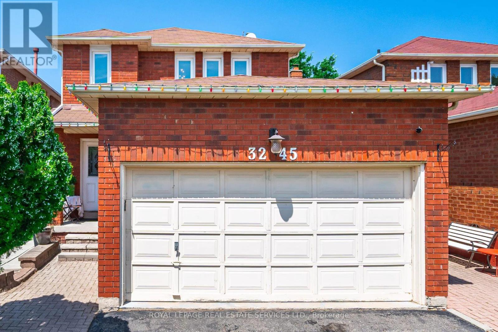 3245 Aubrey Rd, Mississauga, ON L5L 5C8