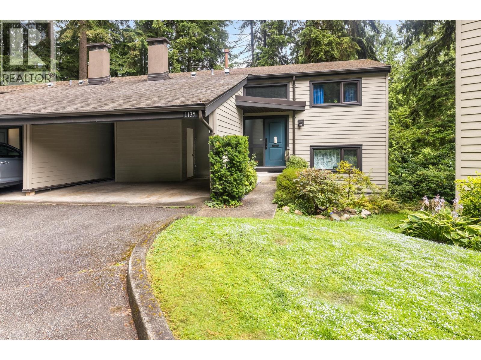 1135 Heritage Blvd, North Vancouver, BC V7J 3G8