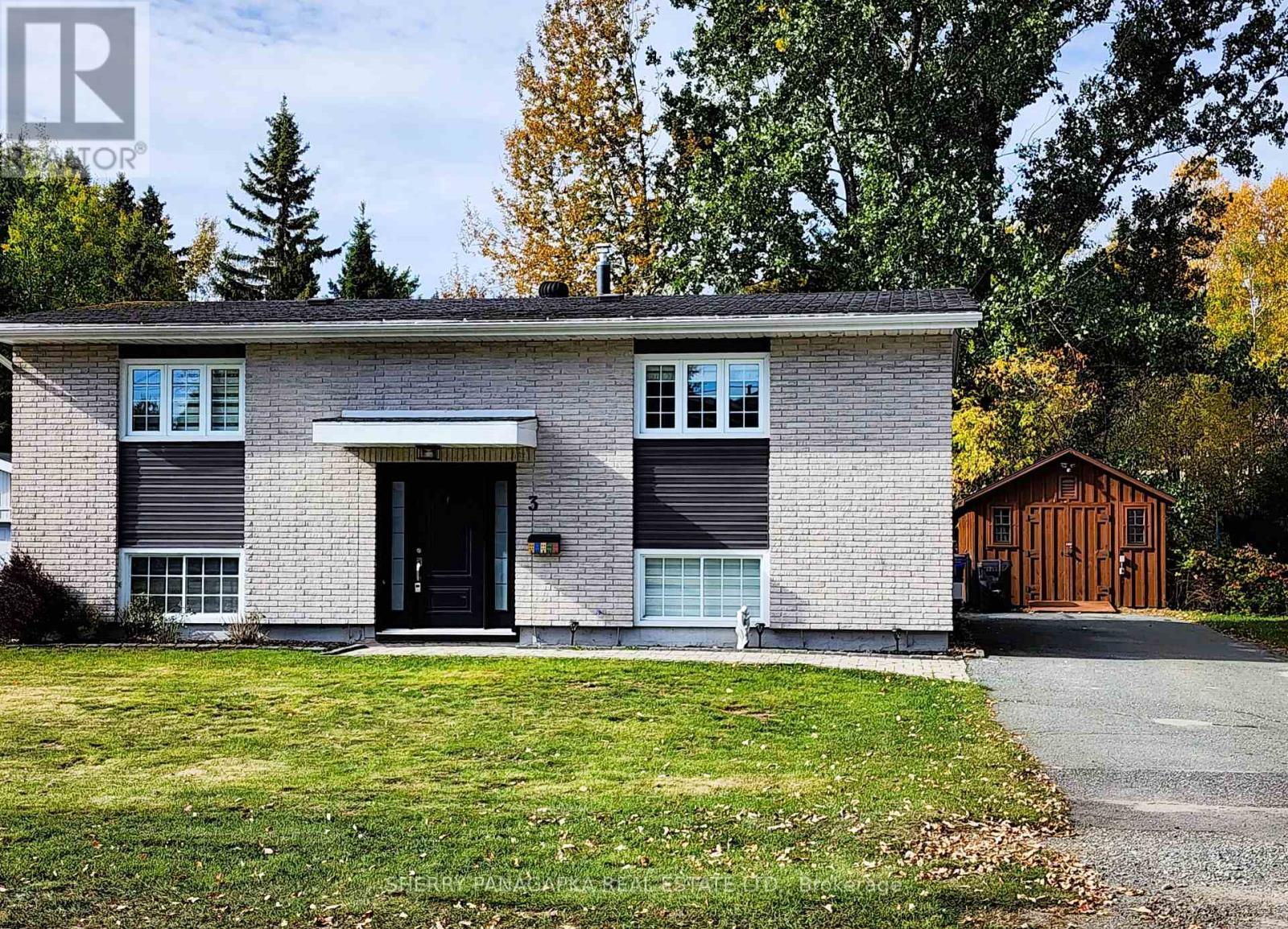 3 Mcphee Ave, Kirkland Lake Kl  Area, ON P2N 1M1