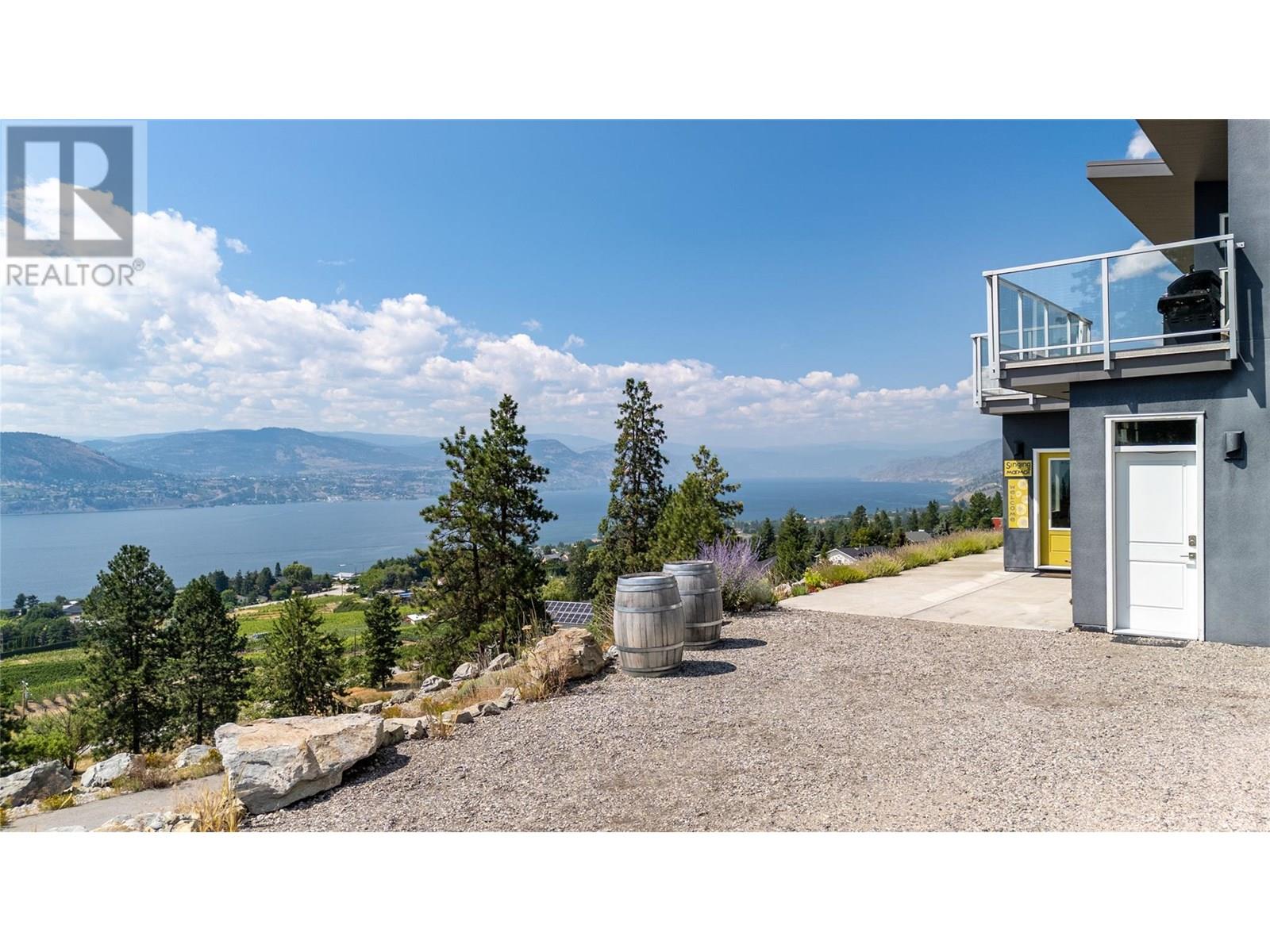 2502 Winifred Rd, Naramata, BC V0H 1N1