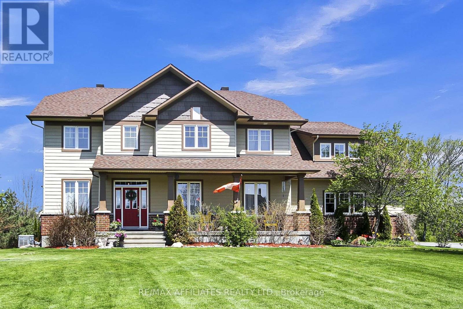 500 Bradbury Ct, Ottawa, ON K2W 0A1