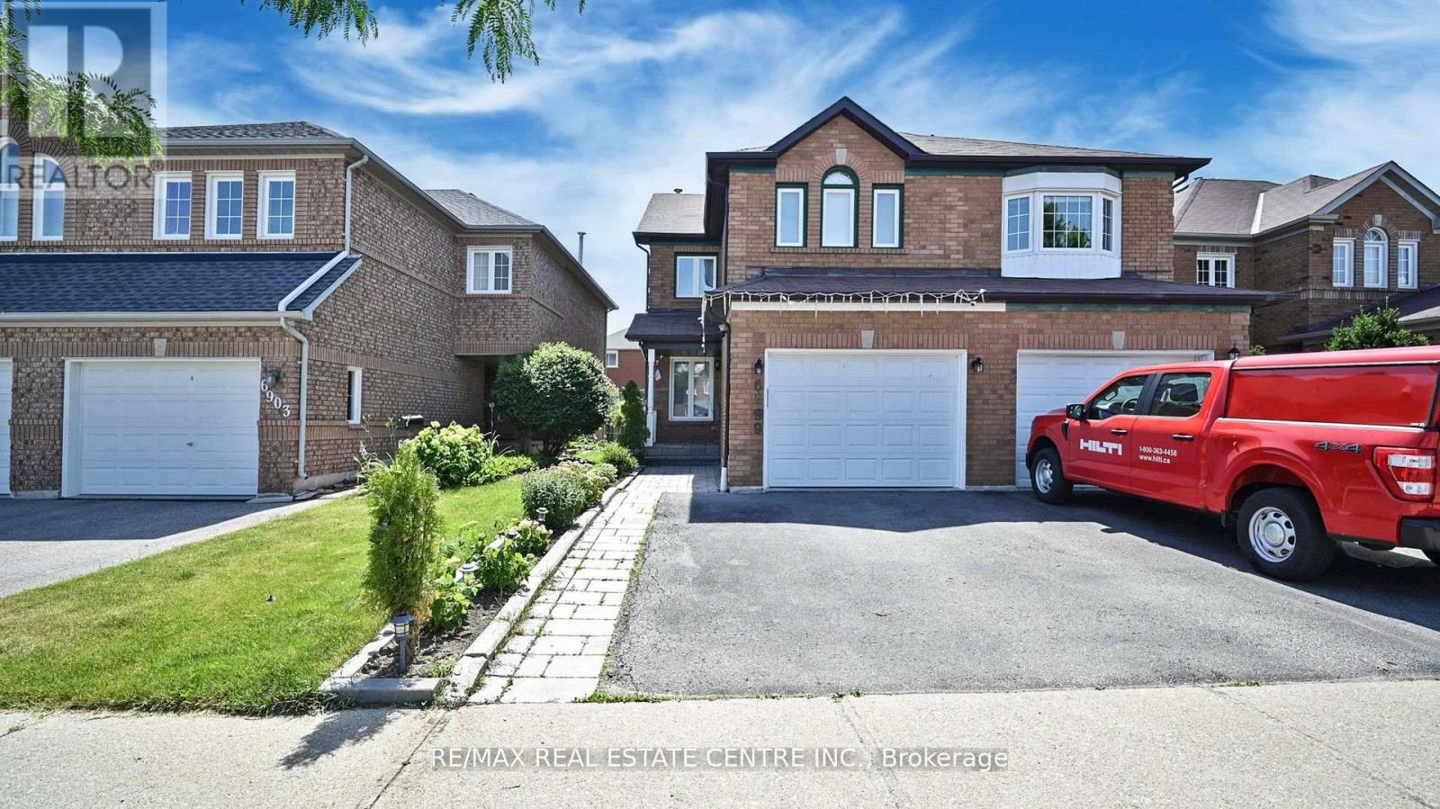 6899 Bansbridge Cres, Mississauga, ON L5N 6T1