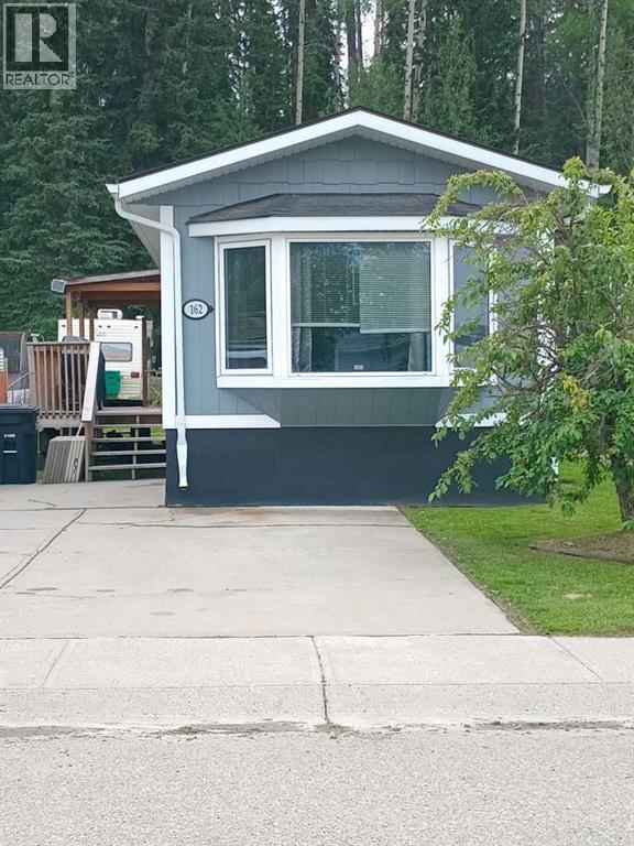 162 Skogg Ave, Hinton, AB T7V 1A5