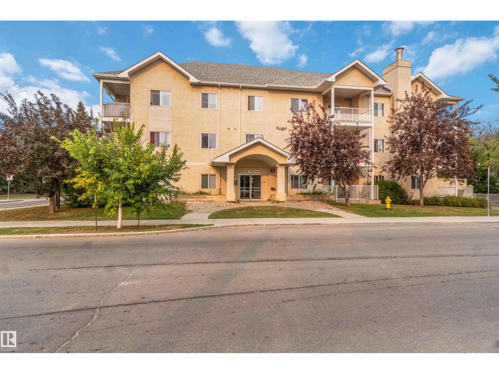 10008 151 Street Northwest #304, Edmonton, AB T5P 1T3