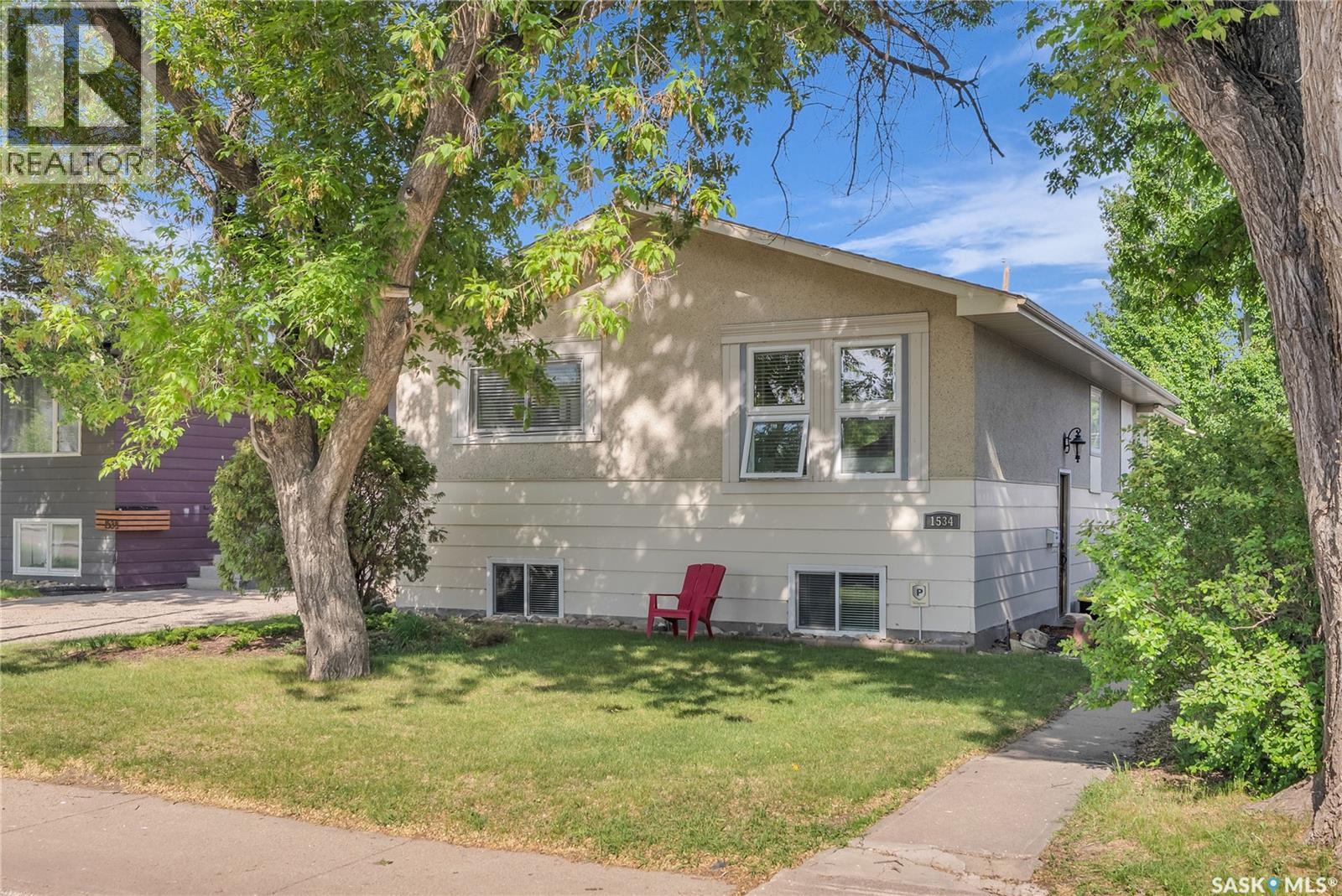 1534 9 Avenue North, Saskatoon, SK S7K 2Z7