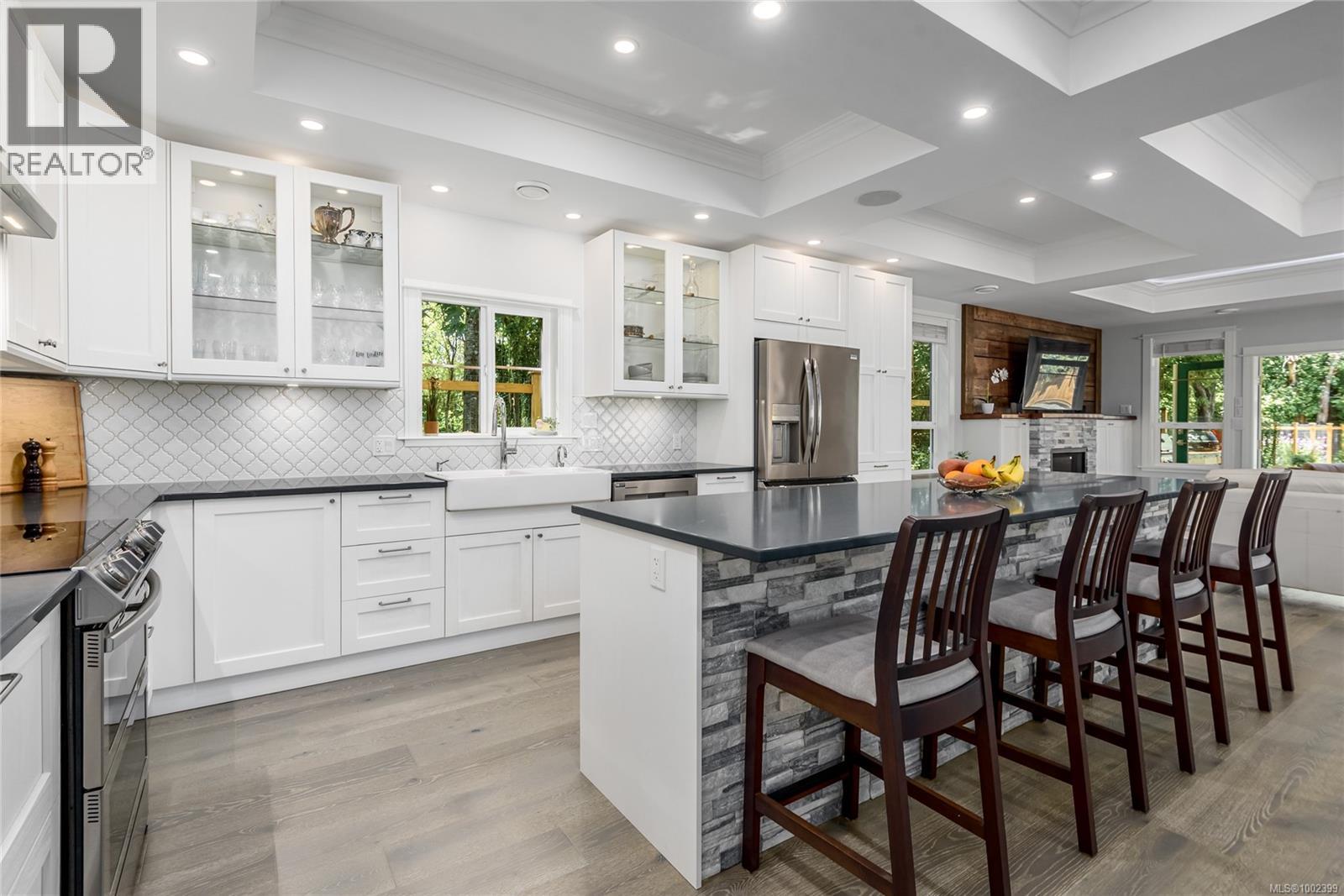 877 3rd Street, Courtenay, BC V9N 1E9