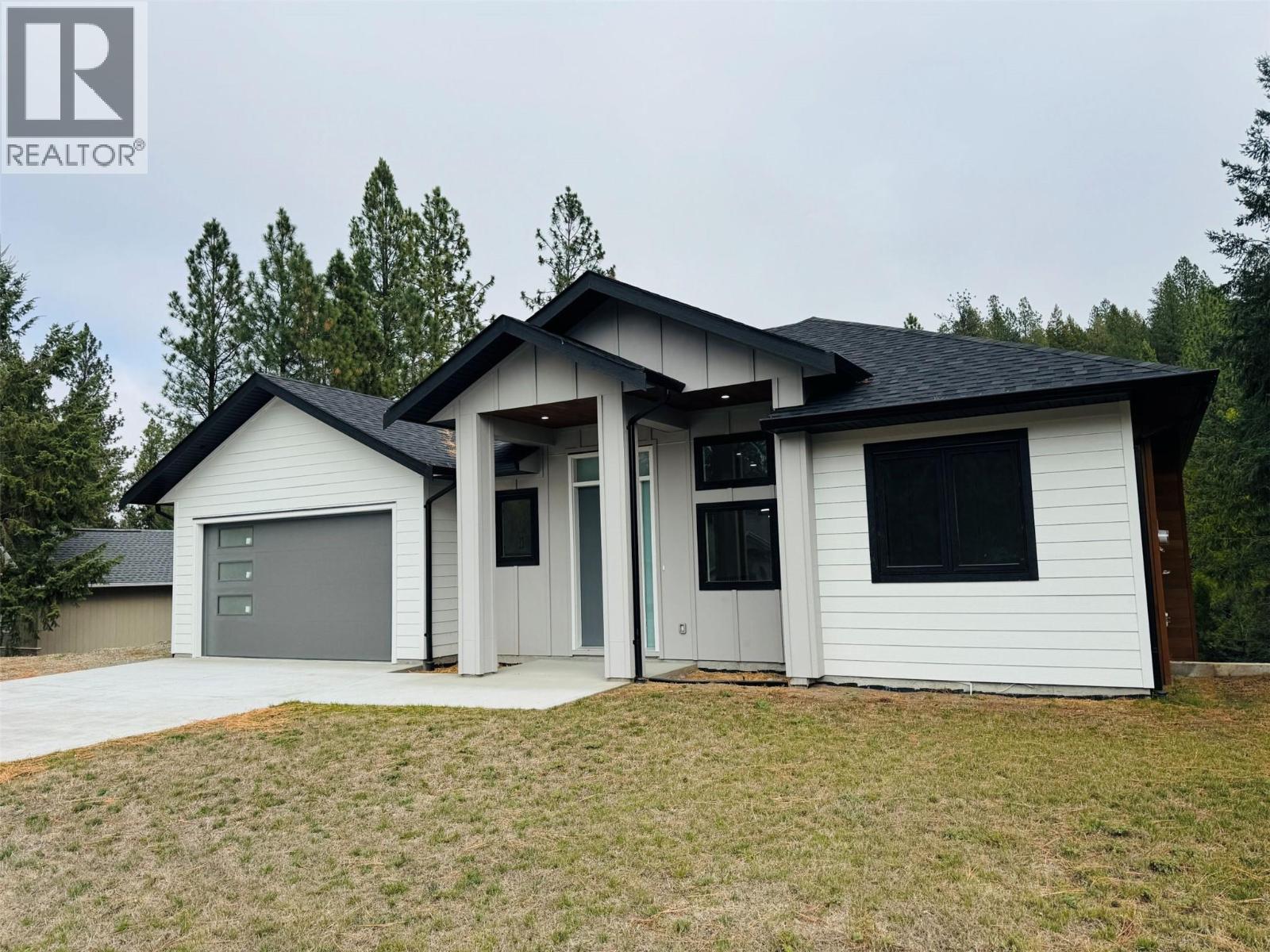245 Prospect Dr, Grand Forks, BC V0H 1H2