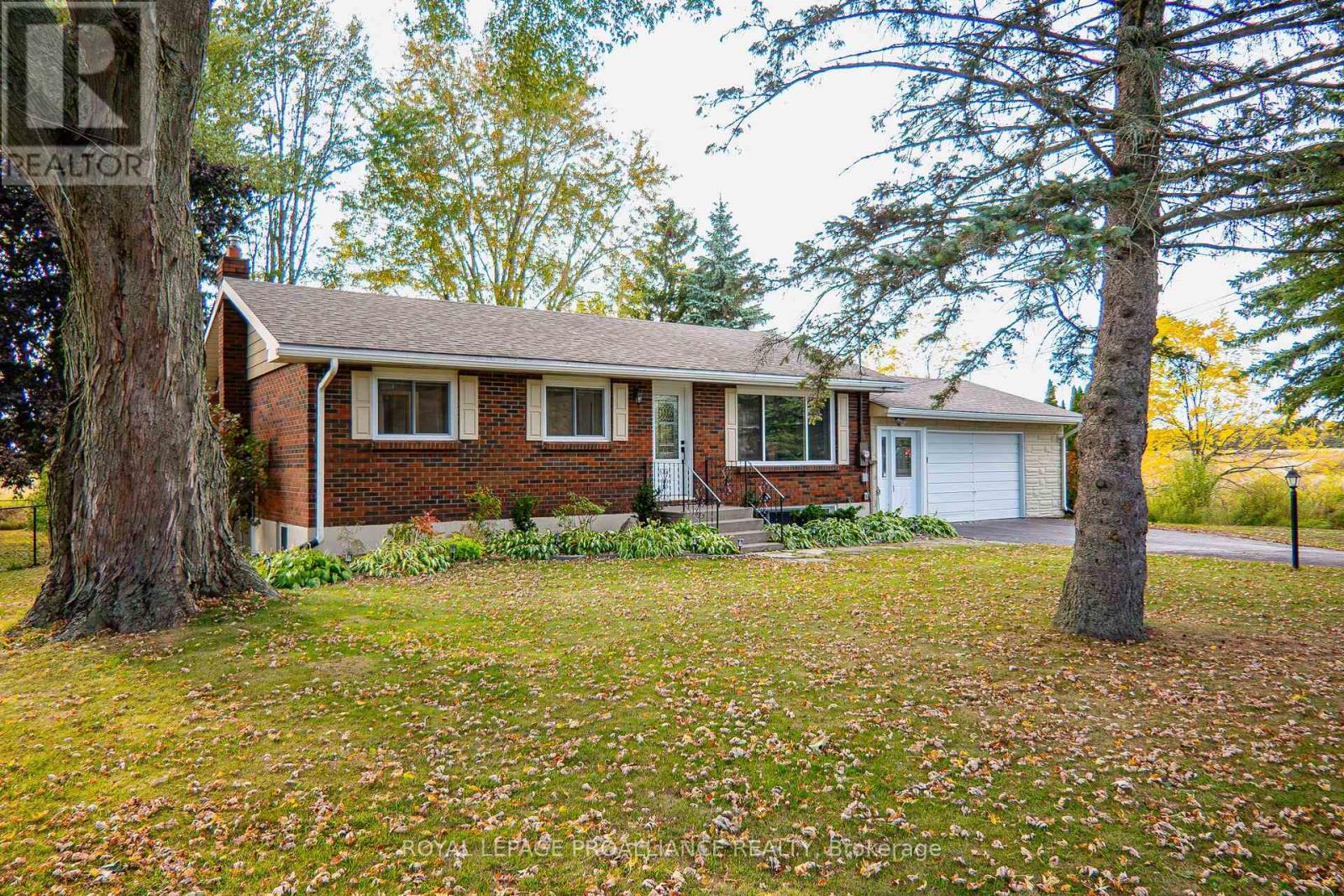 163 Avonlough Rd, Belleville, ON K8N 4Z2