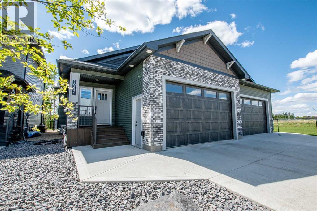 66 Avenue Unit 10641, Grande Prairie, AB T8W 0L5