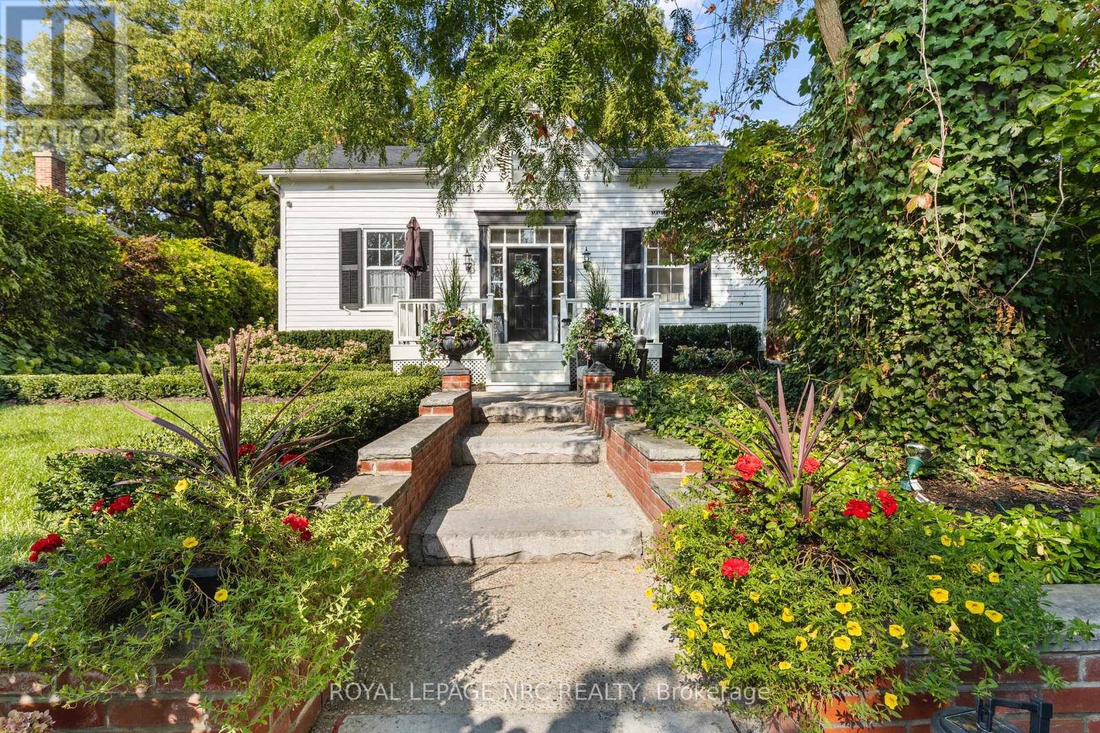 27 Prideaux St, Niagara-on-the-lake Town, ON L0S 1J0