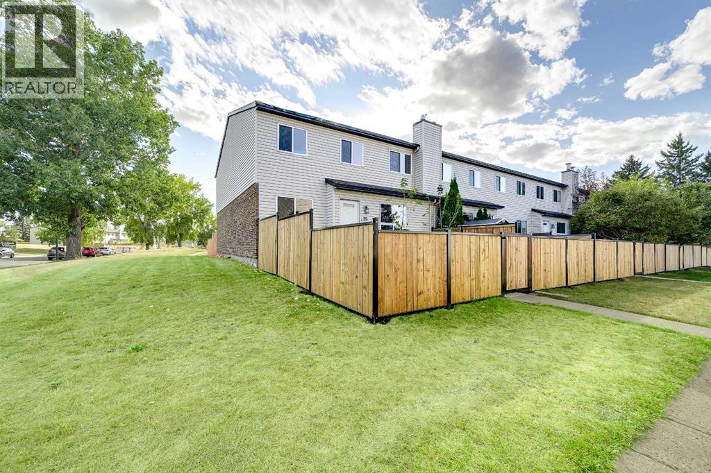 20 Alford Avenue Unit 35, Red Deer, AB T4R 1G9