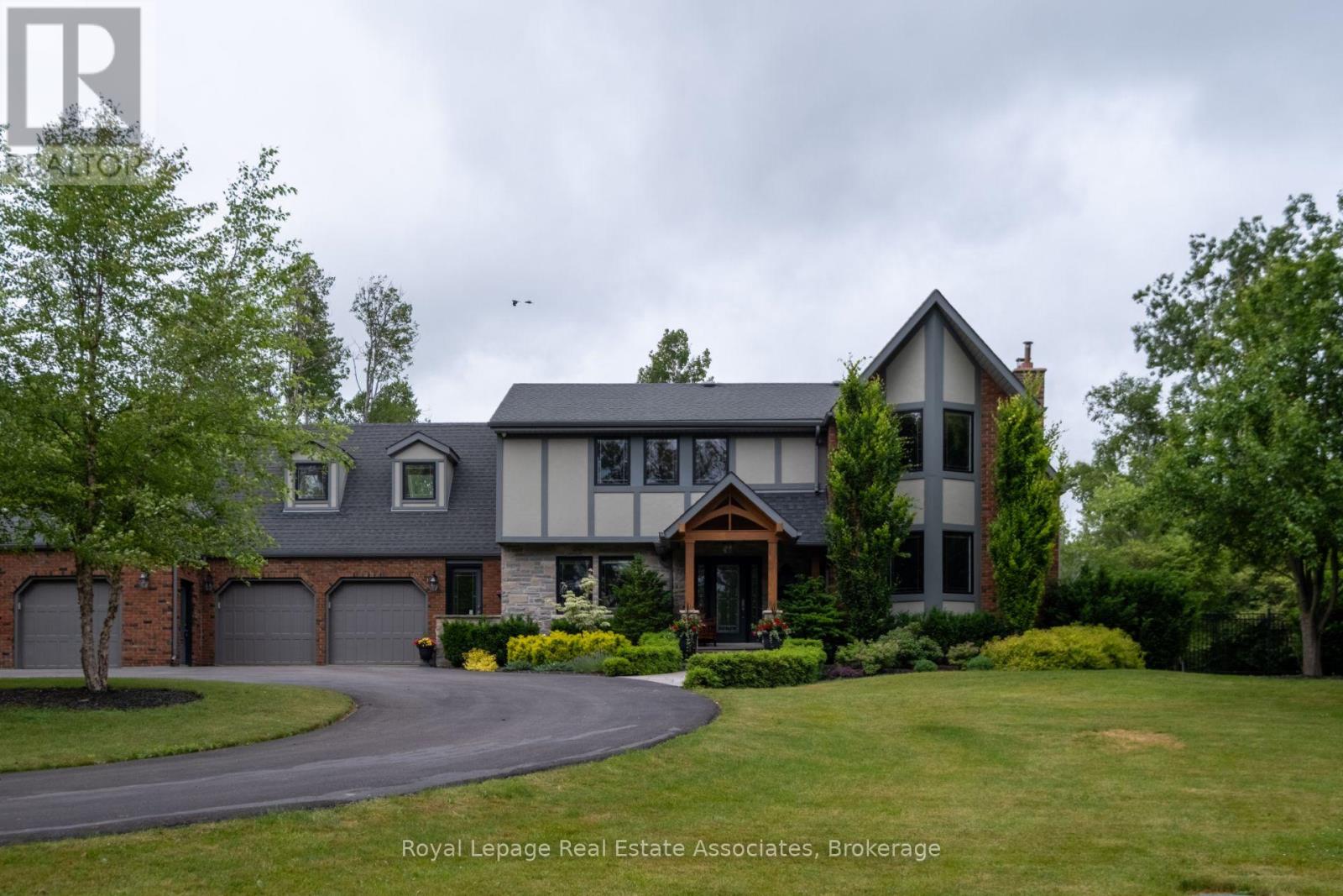 32 Cedar Dr, Caledon, ON L7K 1H6