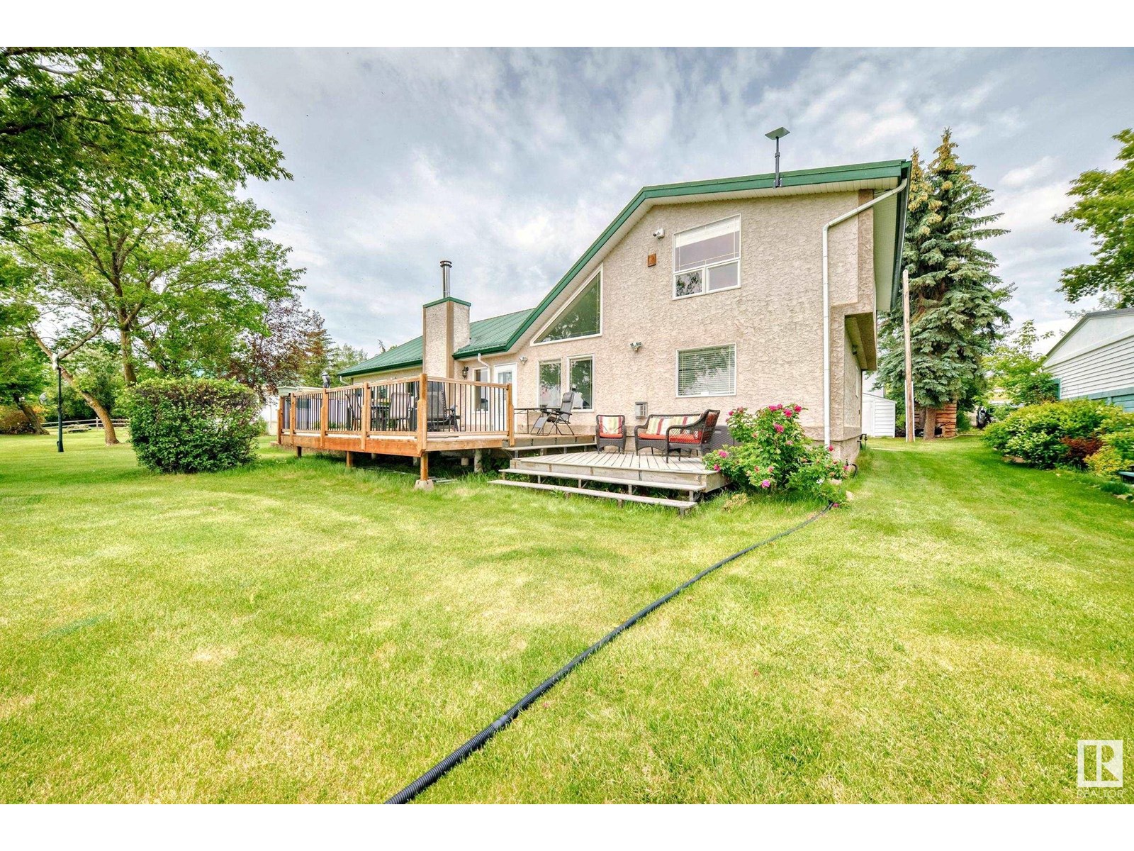 43 Lakeshore Dr, Rural Lac Ste. Anne County, AB T0E 1V0