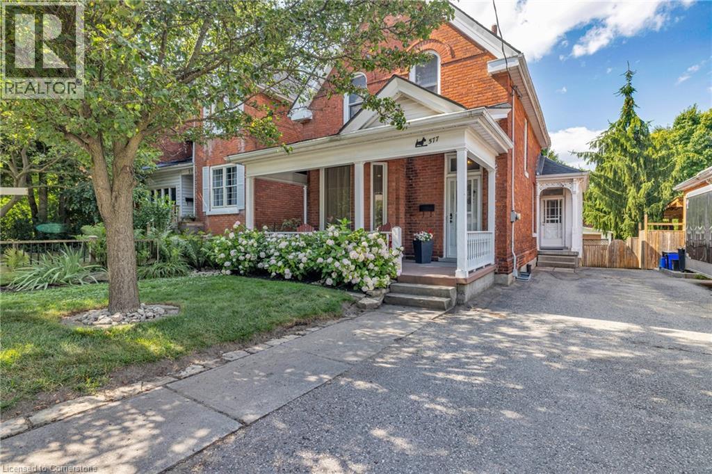 577 George St, Woodstock, ON N4S 4J7