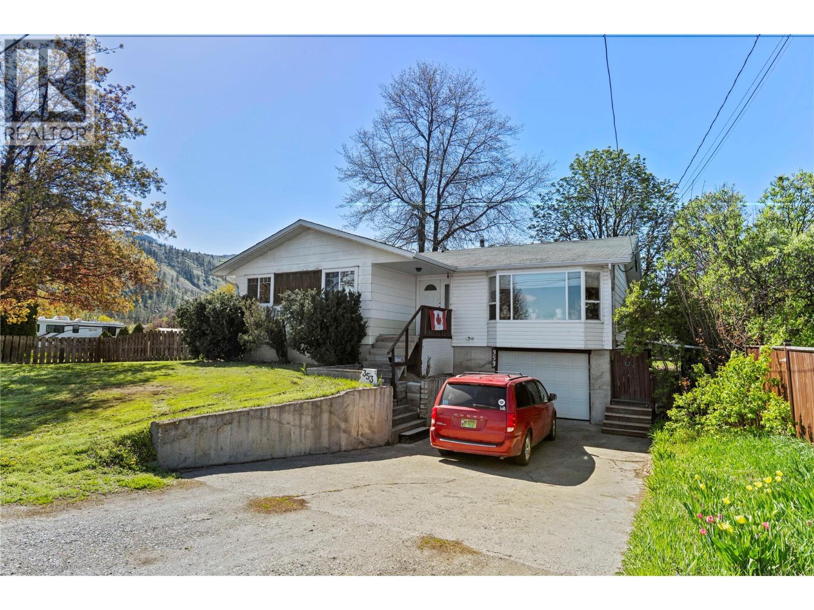 353 Reighmount Dr, Kamloops, BC V2H 1M2