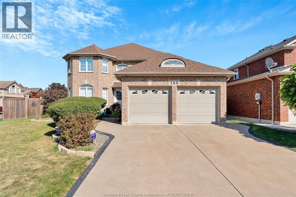 144 Shady Spring Cres, Lakeshore, ON N9K 1E7