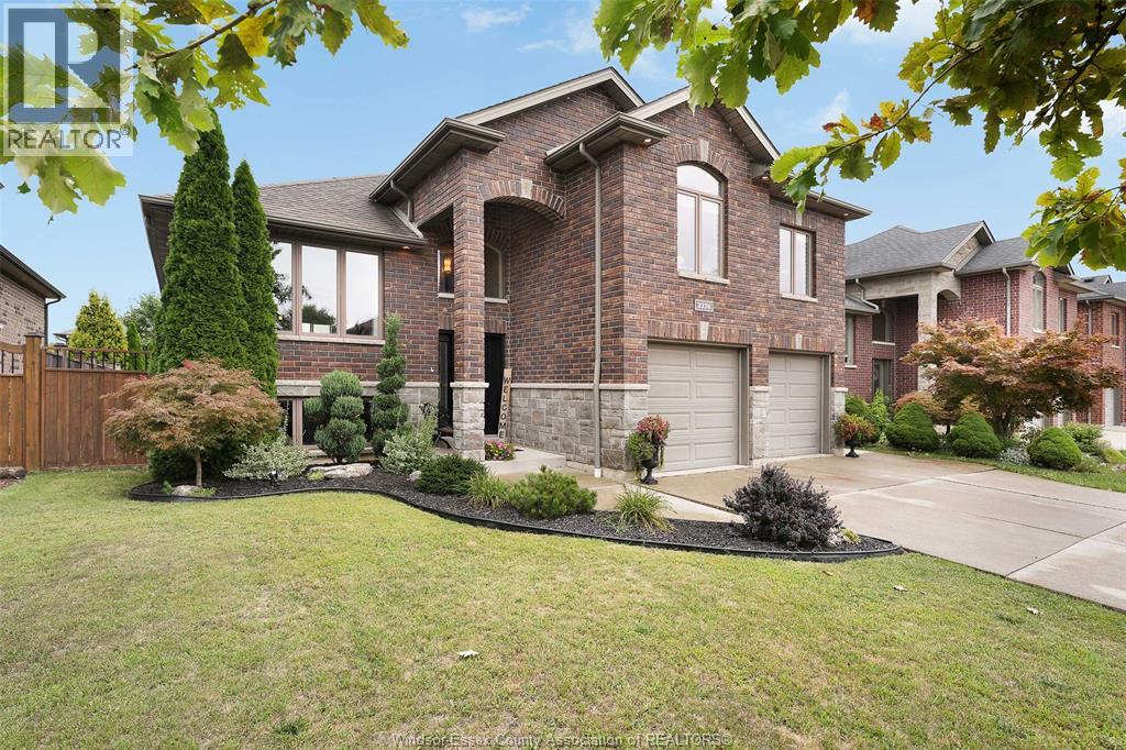 2276 Askin Ave, Windsor, ON N9B 3Y4