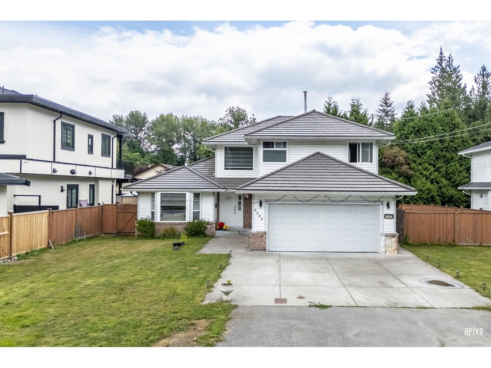 138 Street Unit 6480, Surrey, BC V3W 5G6