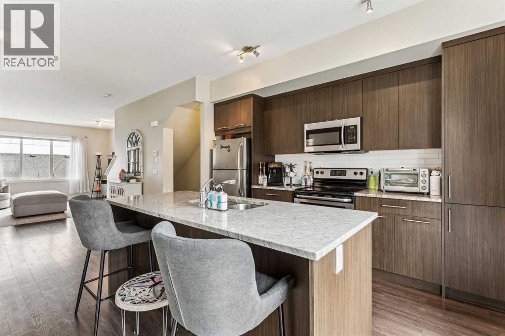 2802 Kings Heights Gate Se Unit 113, Airdrie, AB T4A 0T3