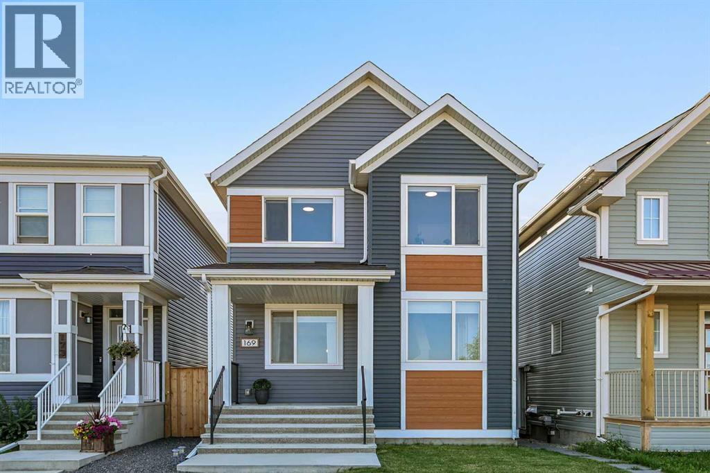169 Union Ave SE, Calgary, AB T3M 3E8