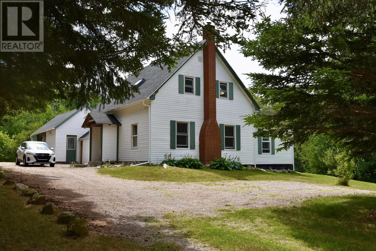 8012 Shore Rd, Hampton, NS B0S 1L0