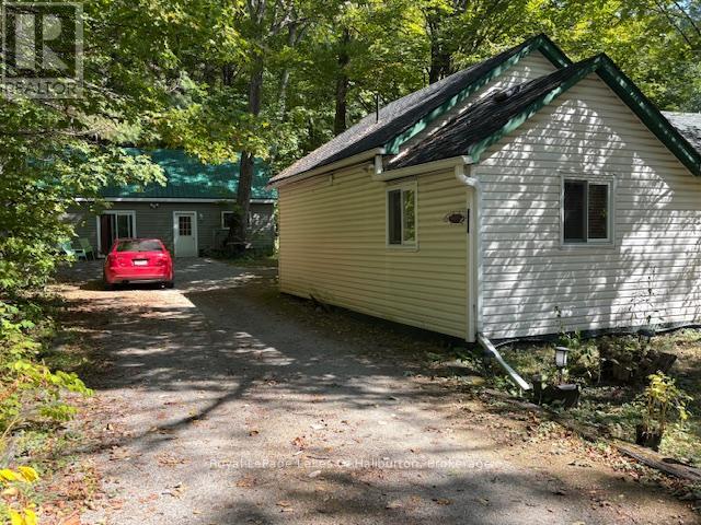 15588 Highway 35, Algonquin Highlands, ON K0M 1J2