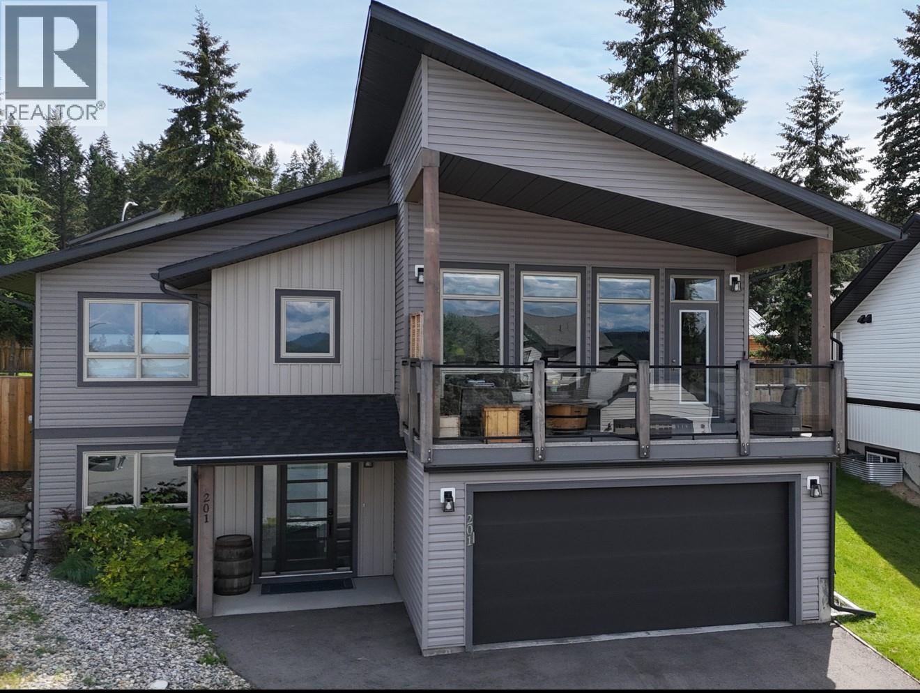 18 Street S Unit 201, Cranbrook, BC V1C 0E1
