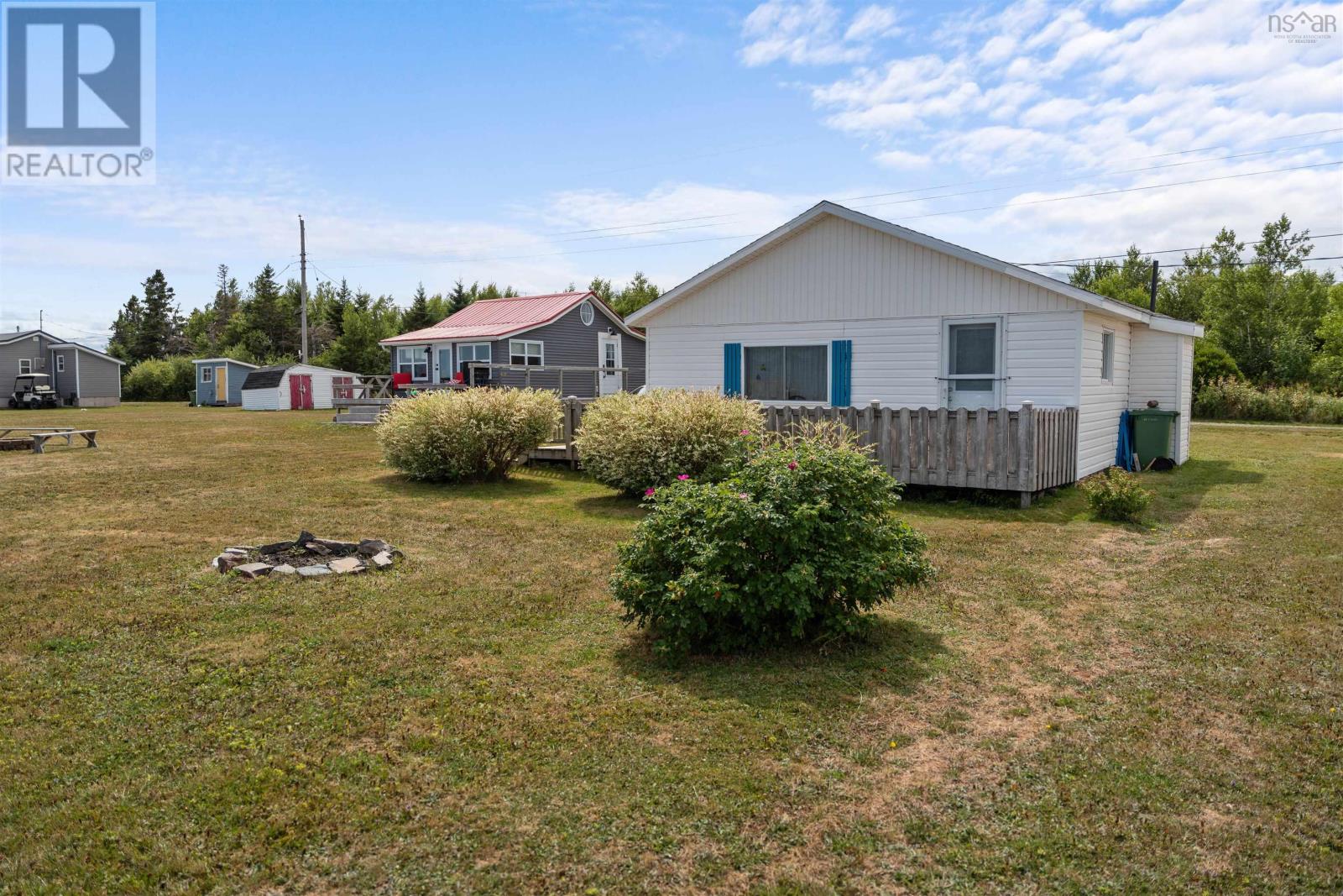 130 Beach Rd, Port Howe, NS B0K 1L0