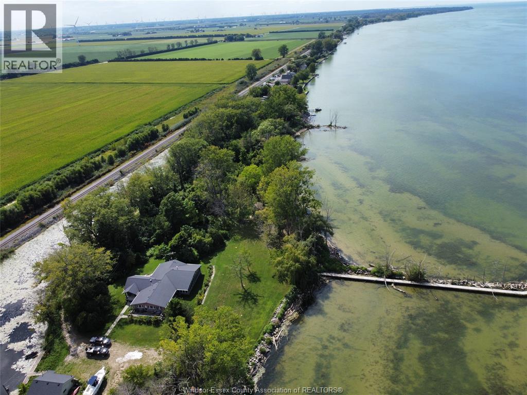16660 Couture Bch, Lakeshore, ON N0P 2L0