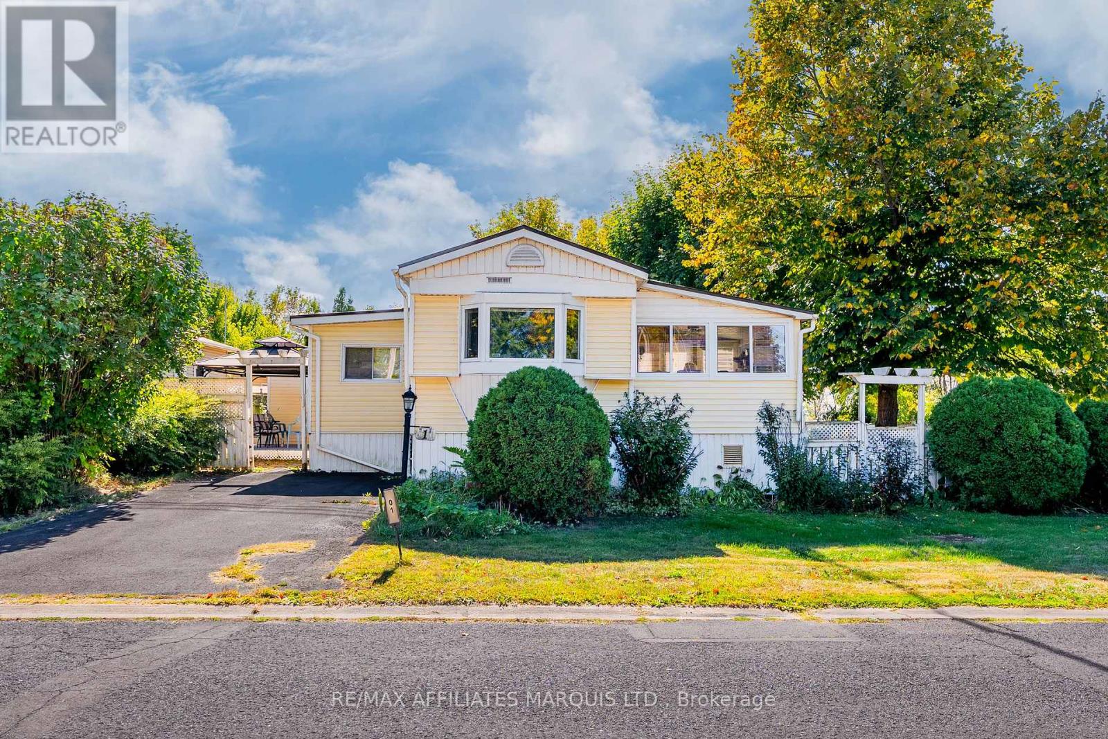 2201 Power Dam Drive #1, Cornwall, ON K6J 5W5