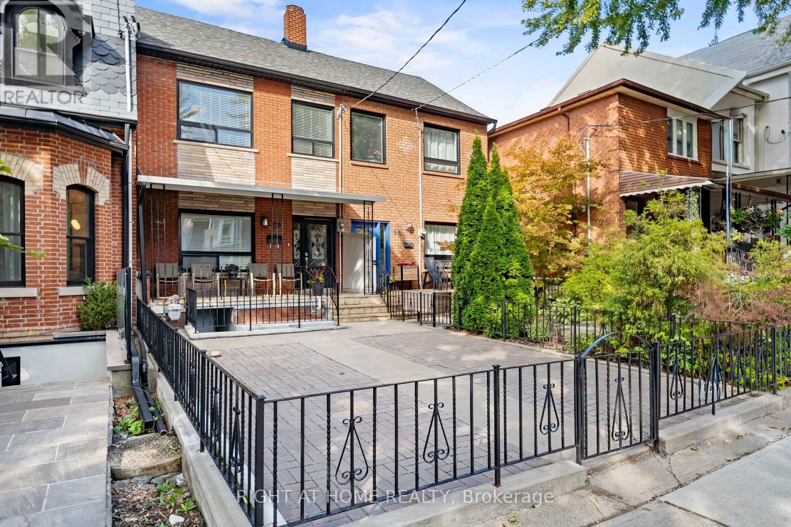 50 Argyle St, Toronto, ON M6J 1N6
