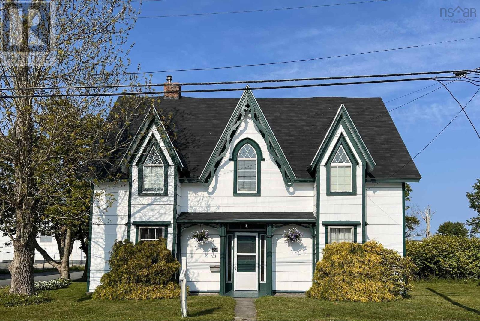 20 North St, Lockeport, NS B0T 1L0